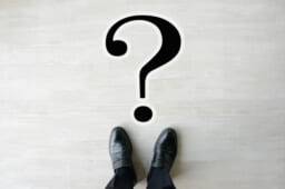 交通事故の慰謝料は誰が支払う？被害者はどこに請求？